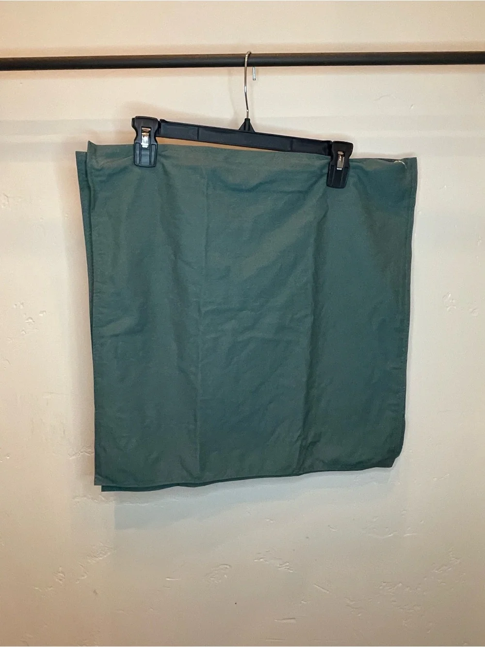 New set of 2 - 18 x 18 pillow covers mixed linen material dark green